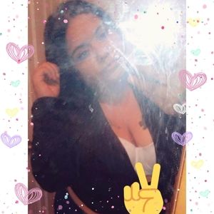 Meet your Posher, Angelina